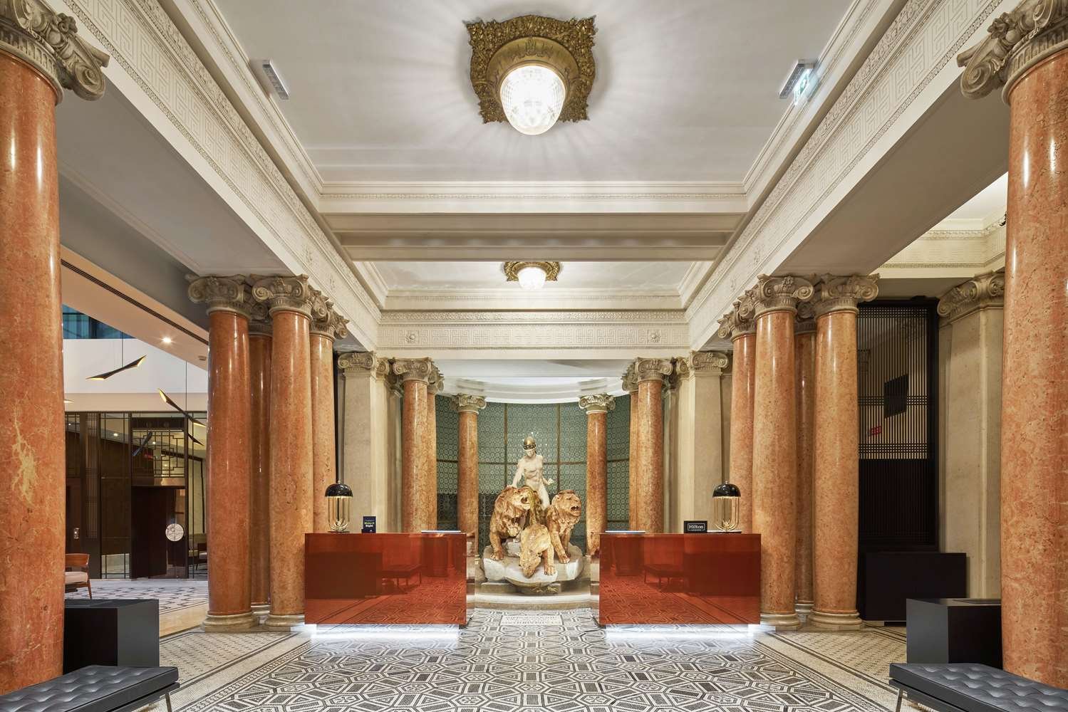 DoubleTree by Hilton Trieste-官方