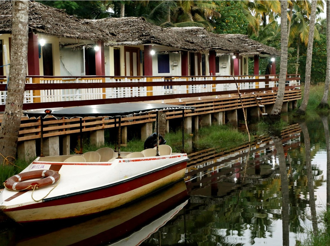 Phoenix Island Resort主图