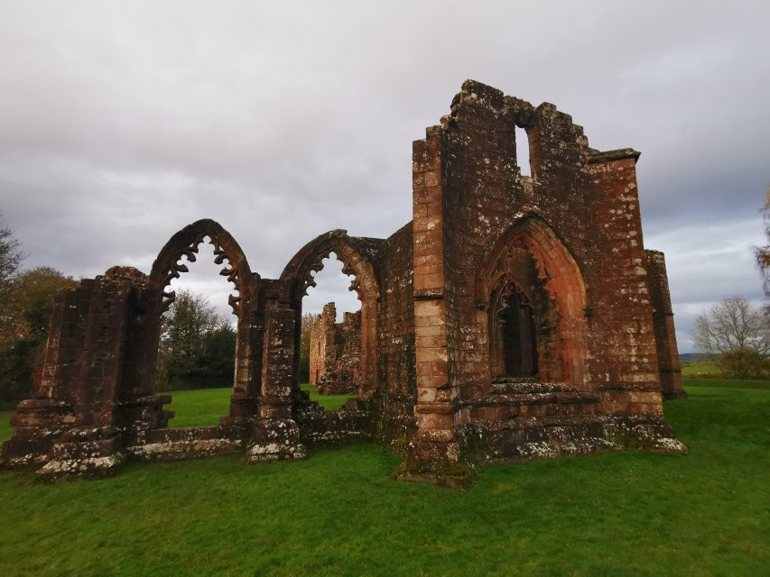 Lincluden Collegiate Church-邓弗里斯必去景点