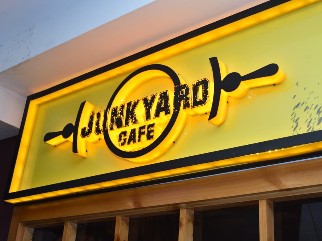 Junkyard Cafe