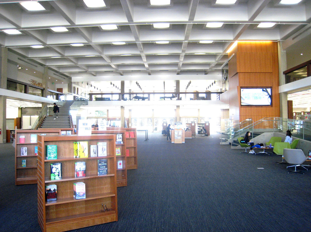 Central Library景点图片