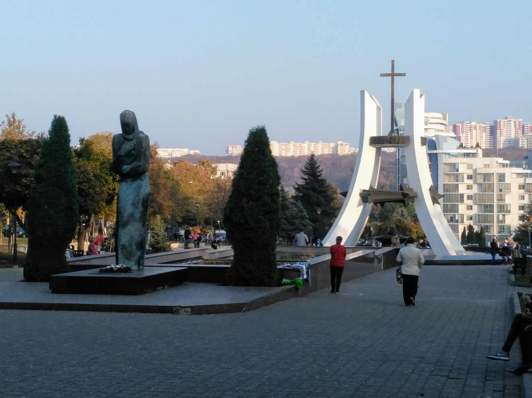 Afghan War Memorial To Sons of Motherland - Eternal Memory-基希讷乌必去景点