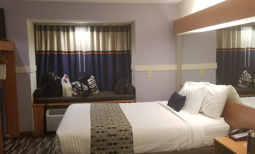 Microtel Inn & Suites by Wyndham Lillington / Campbell Univ主图