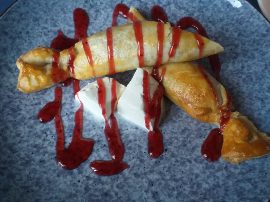 Toretsk餐馆和美食-Ria Pizza