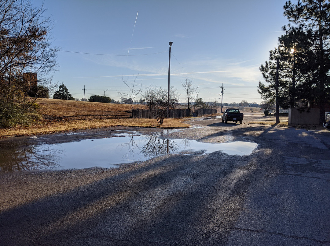 Super 8 by Wyndham Atoka主图