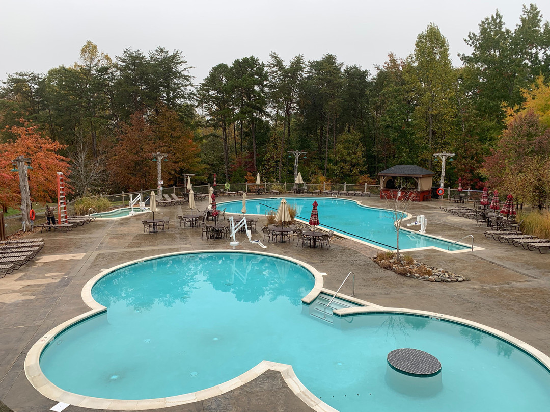 雪兰道度假村主图