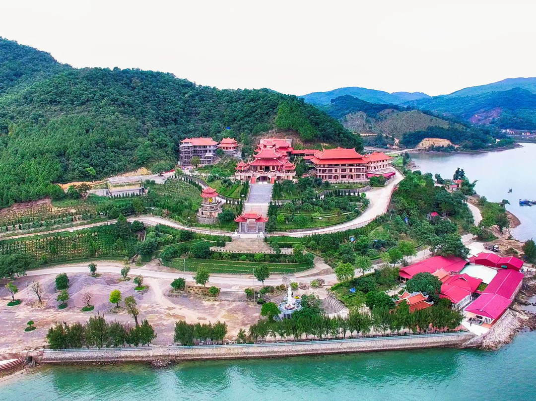 Giac Tam Buddhist Zen Monastery-Van Don必去景点