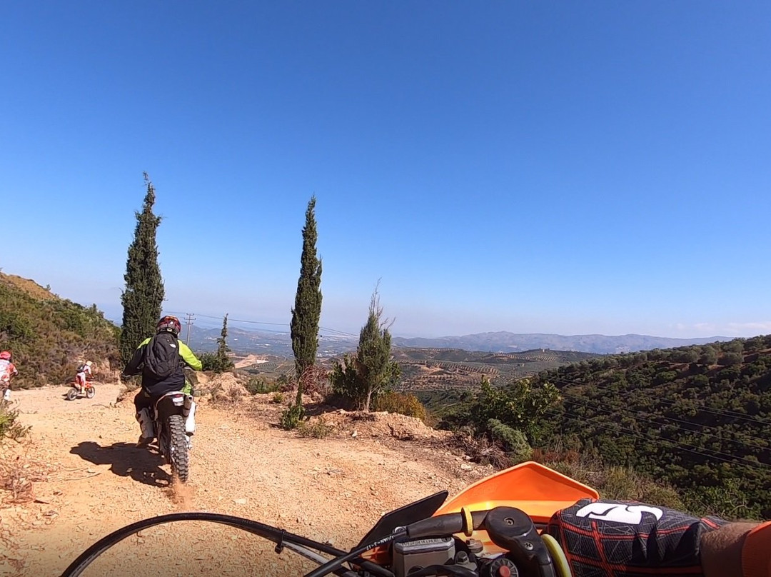 White Mountains Enduro Touring-Vatolakkos必去景点