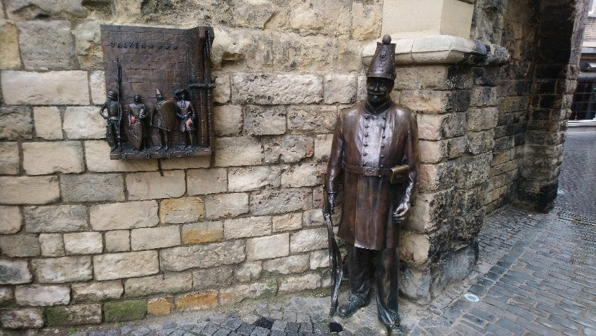 Rijksmonument Middeleeuwse Grendelpoort Valkenburg-法肯堡必去景点