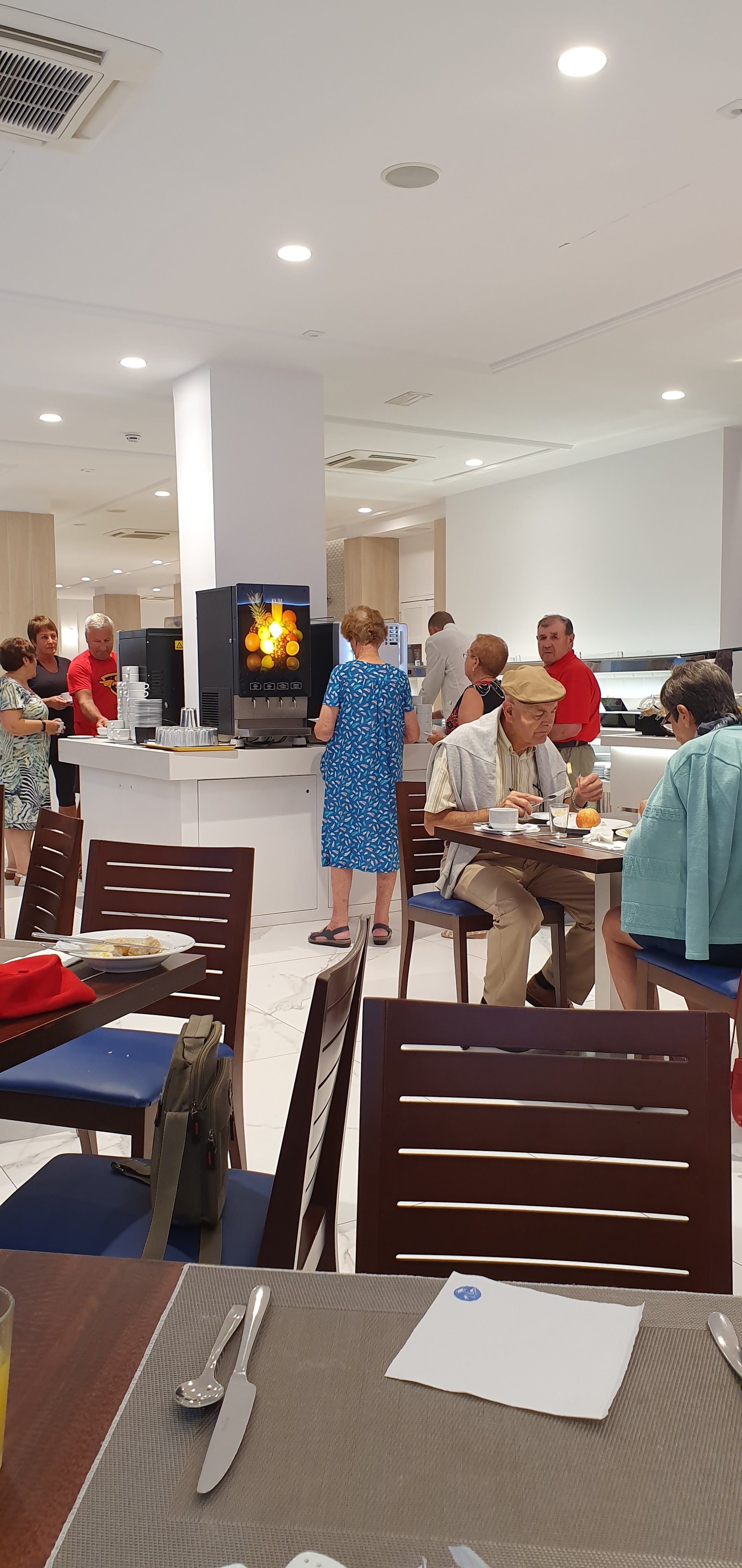 Hotel Voramar-portrait