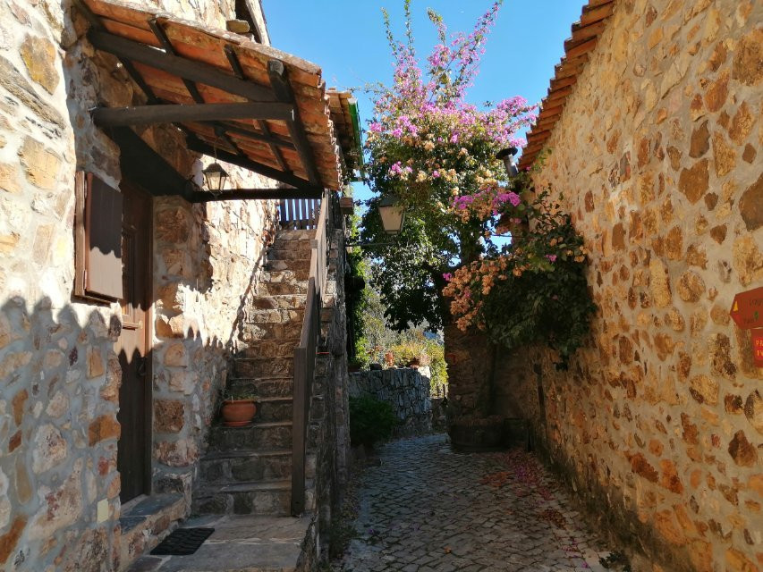 Aldeia de Casal Sao Simao景点图片