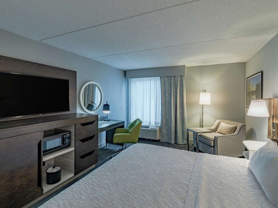 Hampton Inn Waldorf主图