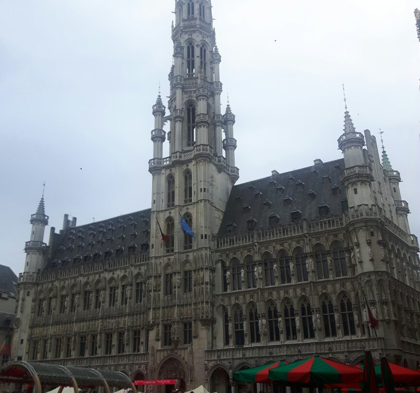 布鲁塞尔市政厅景点图片