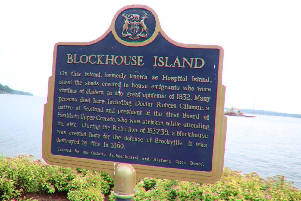 Blockhouse Island景点图片
