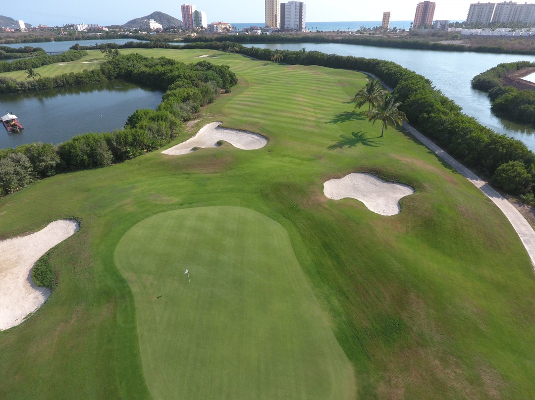 Marina Mazatlan Golf Course-马萨特兰必去景点