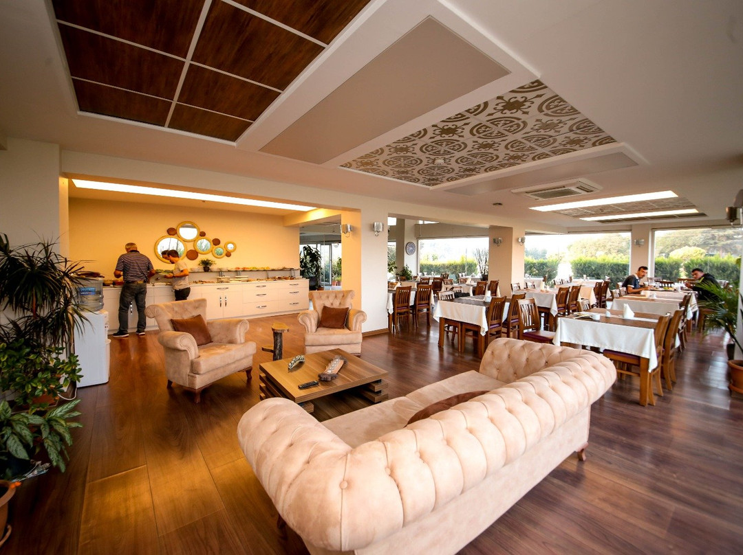 Pasha Suites Hotel & Restaurant主图