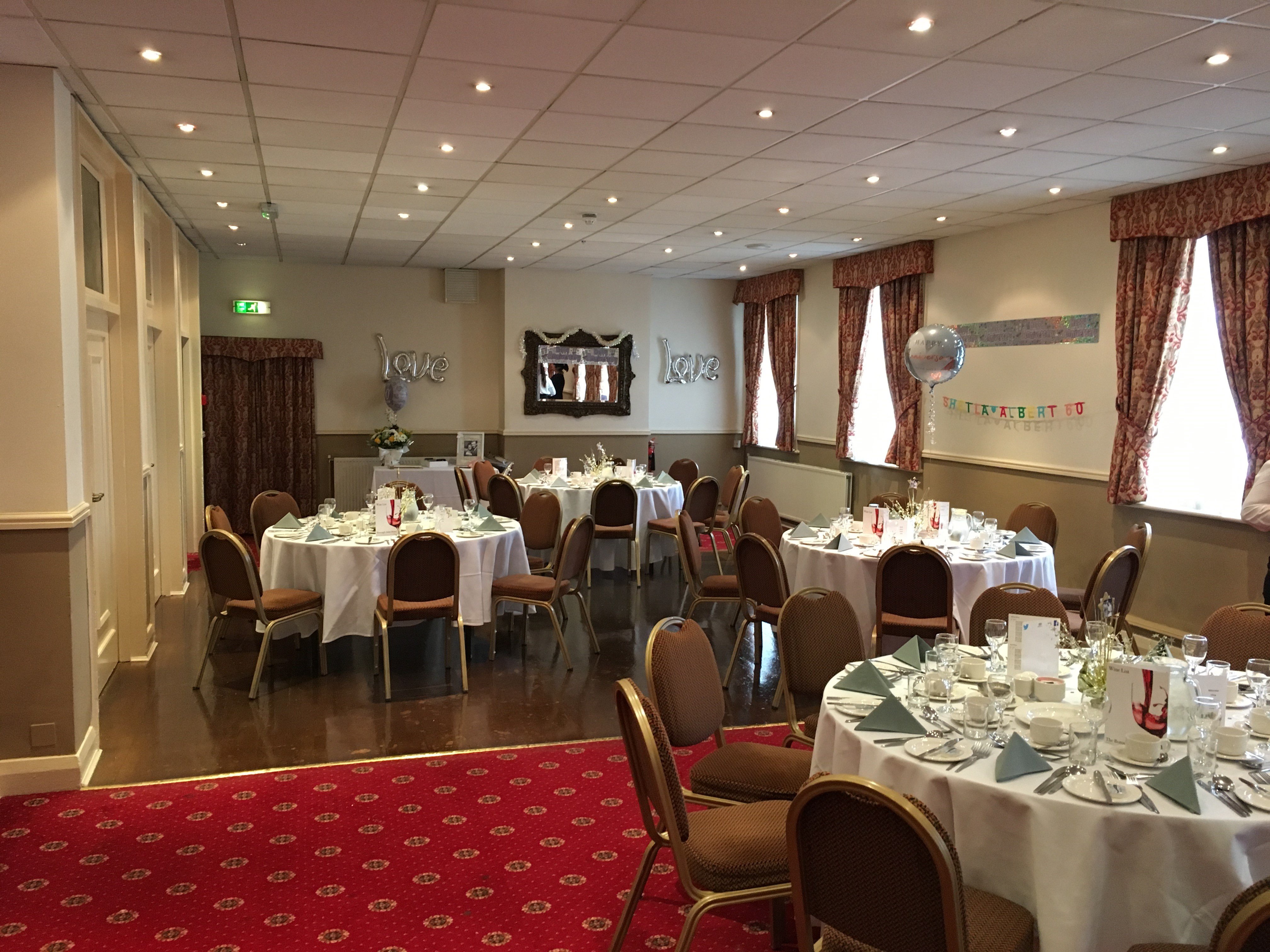 Borough Arms Hotel-餐饮