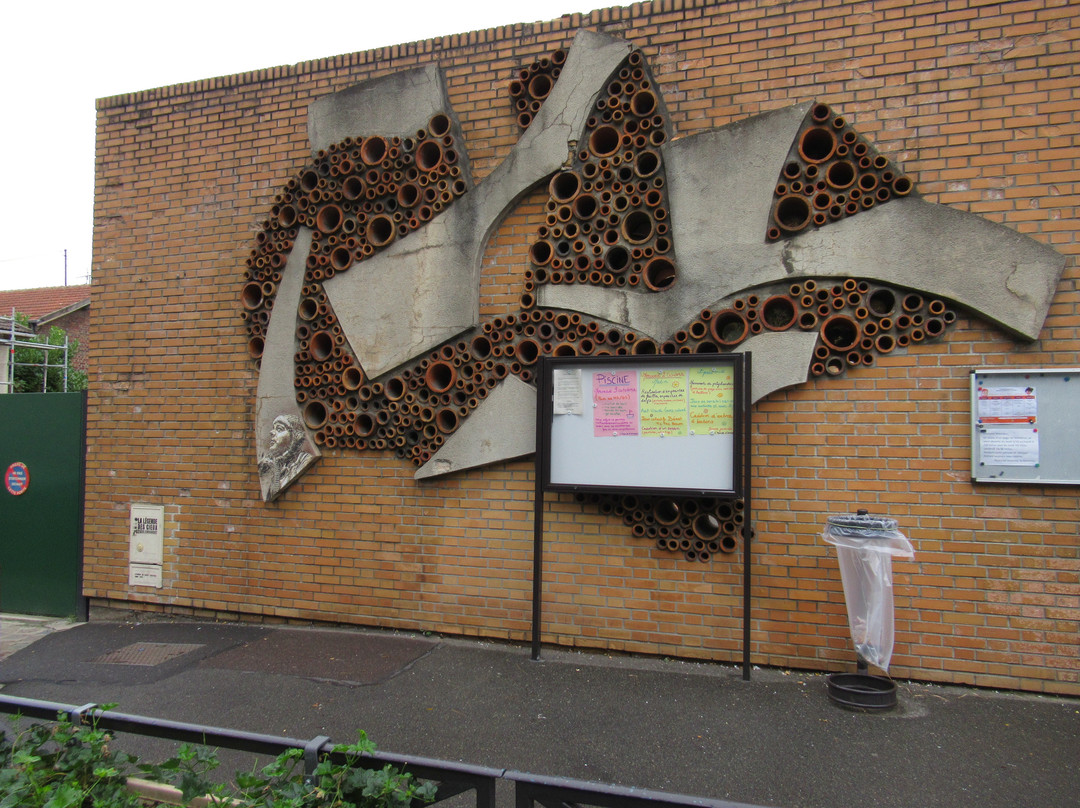 Fresque "Antoine de Saint Exupery"-Le Bourget必去景点