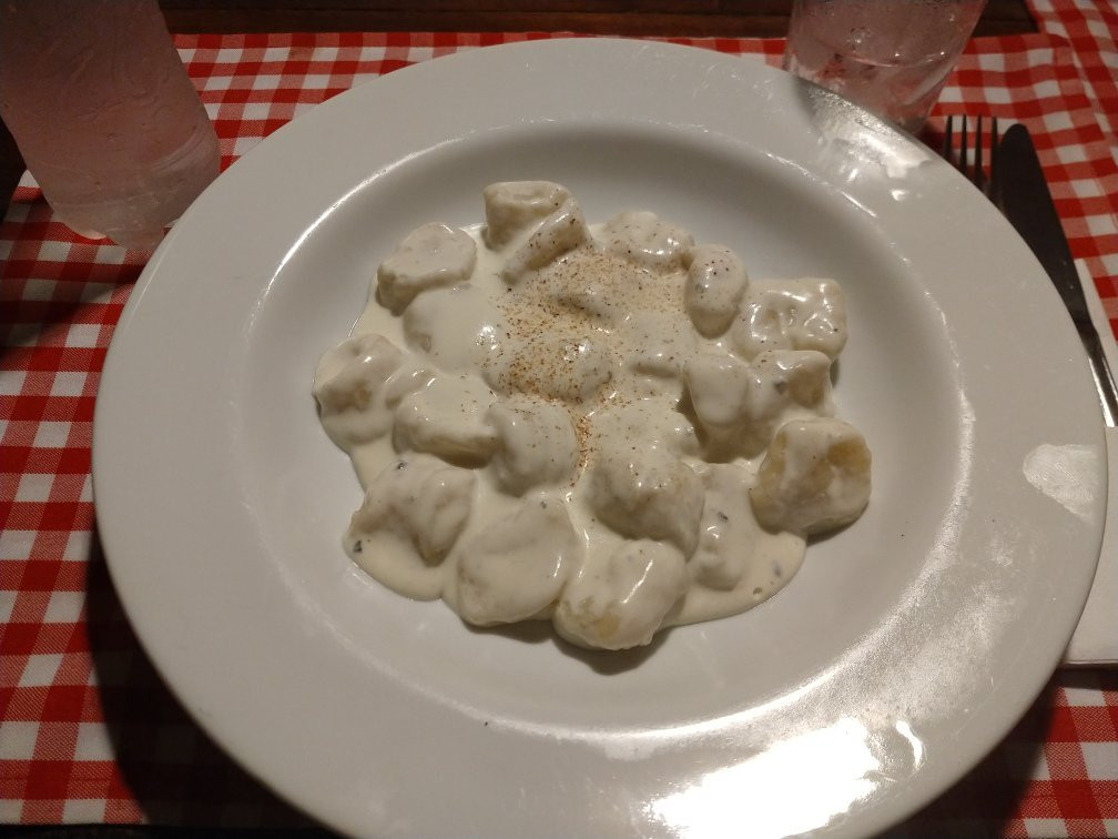 Cantinetta Trancoso ristorante Italiano pizzeria sanduícharia