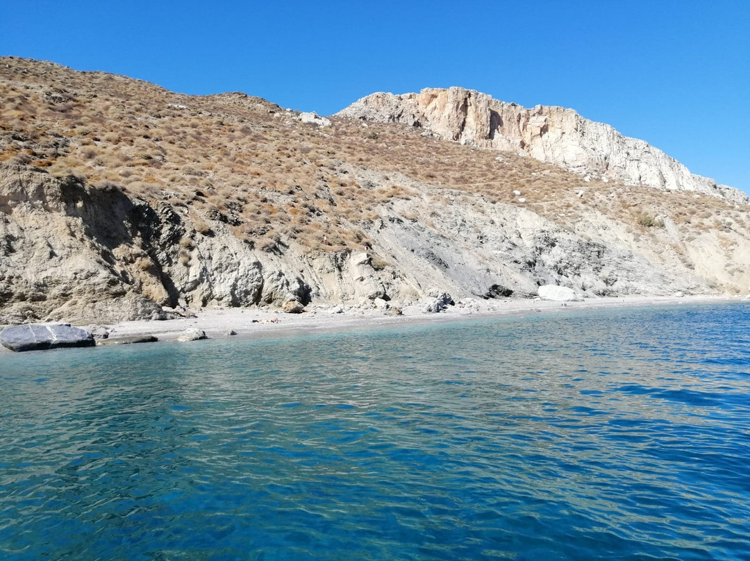 SEA U Diving & Private Boat Tours-Chora必去景点