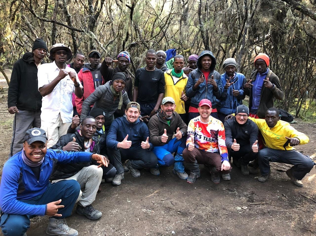 Evarest Adventures-阿鲁沙必去景点