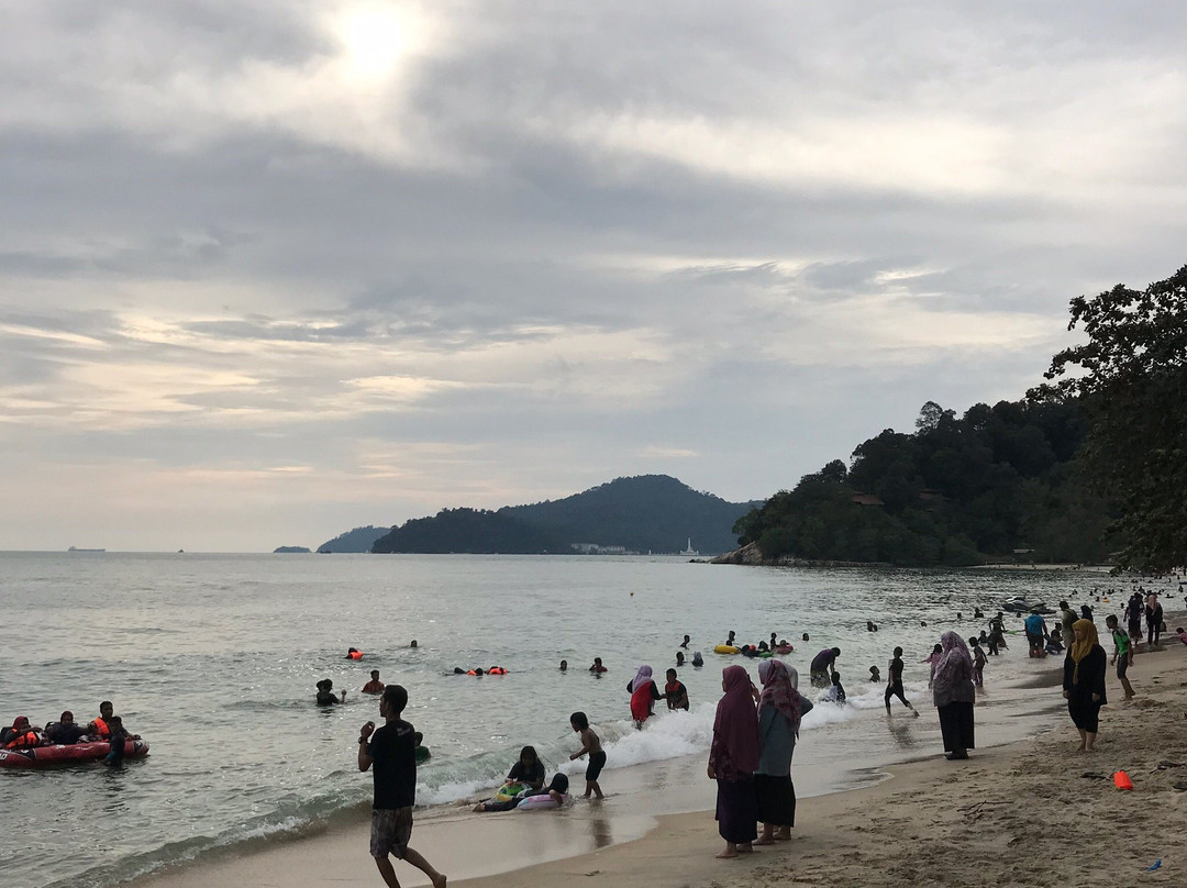 Pantai Teluk Batik景点图片