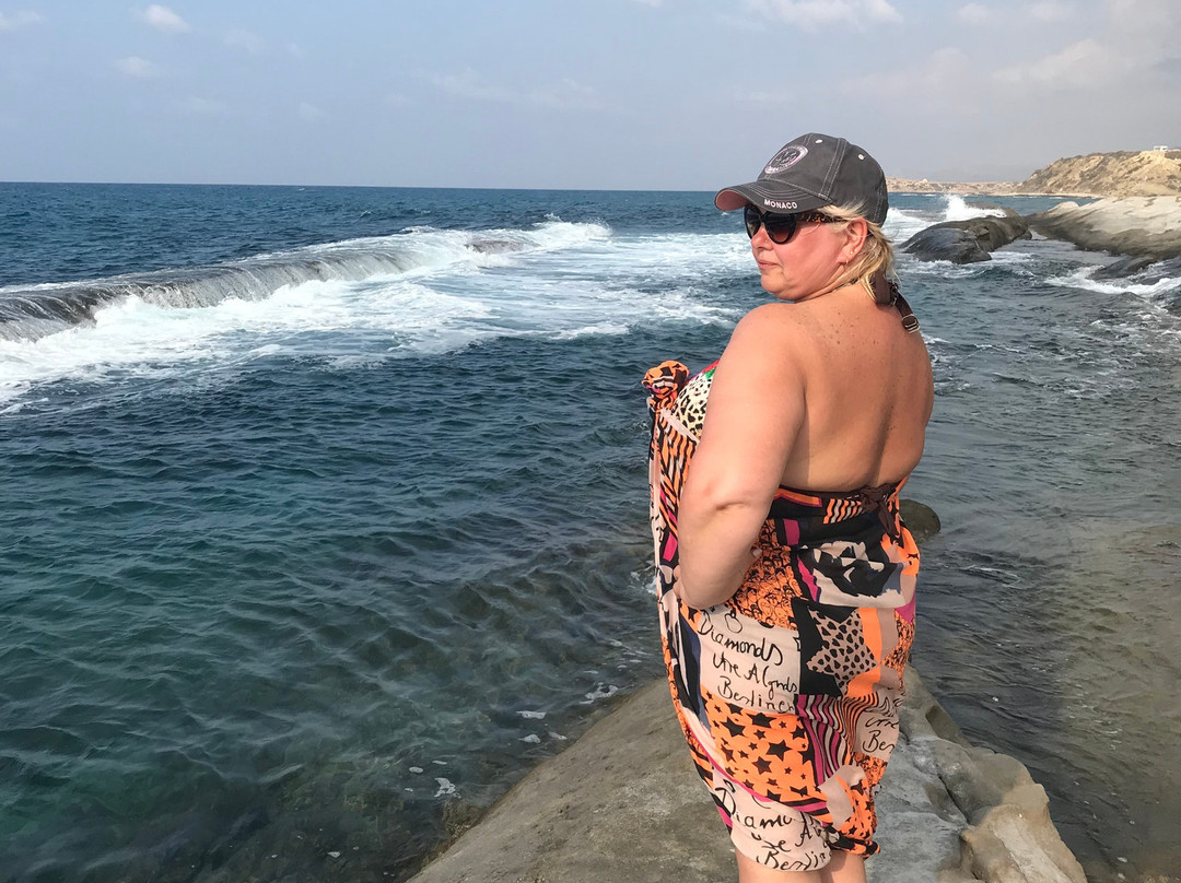 Kaplica on a Sandy Beach主图