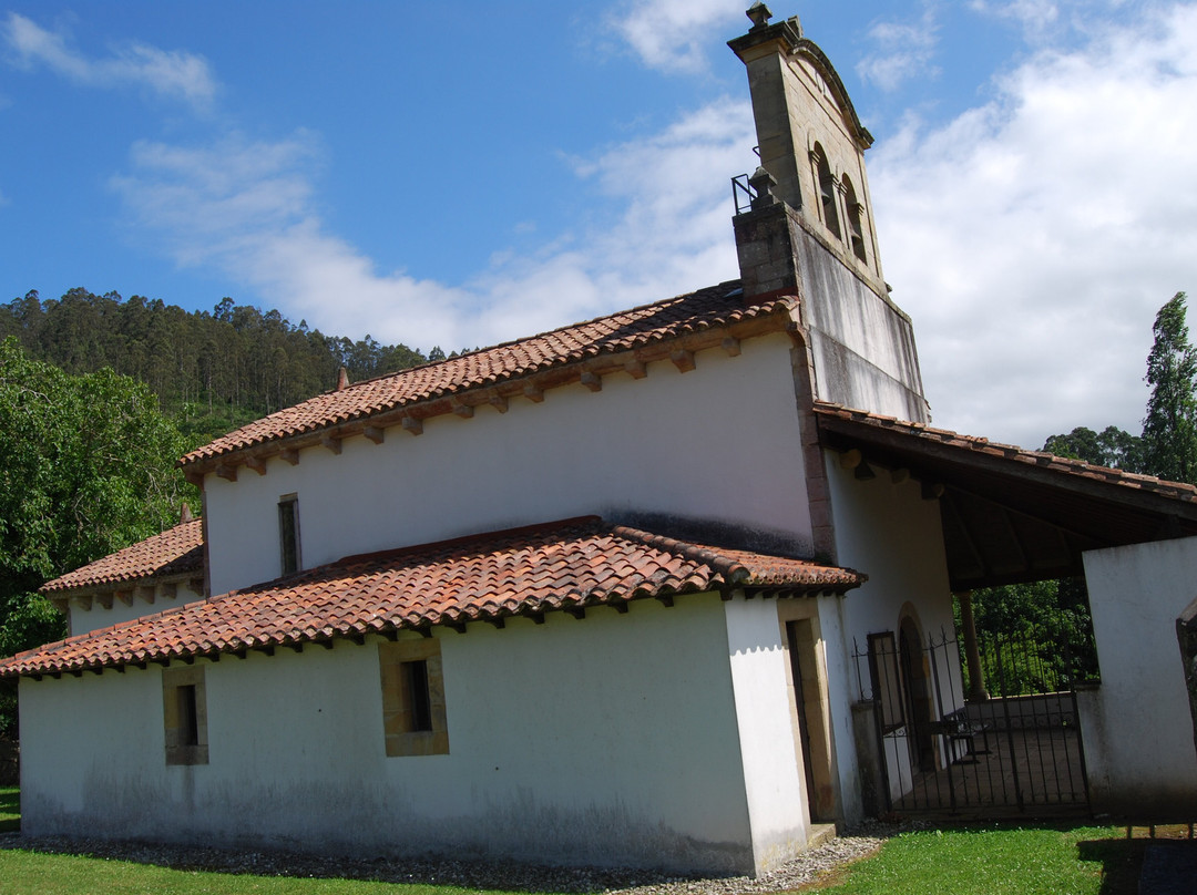 Iglesia De San Salvador De Fuentes景点图片