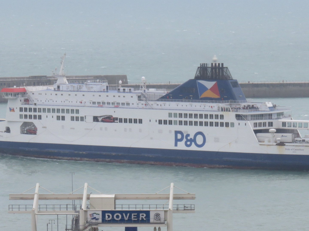 P & O Ferries Calais to Dover景点图片