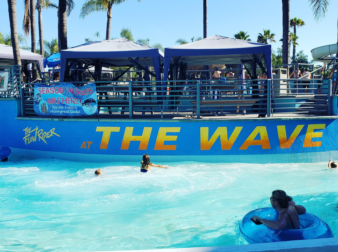The Wave Waterpark-维斯塔必去景点