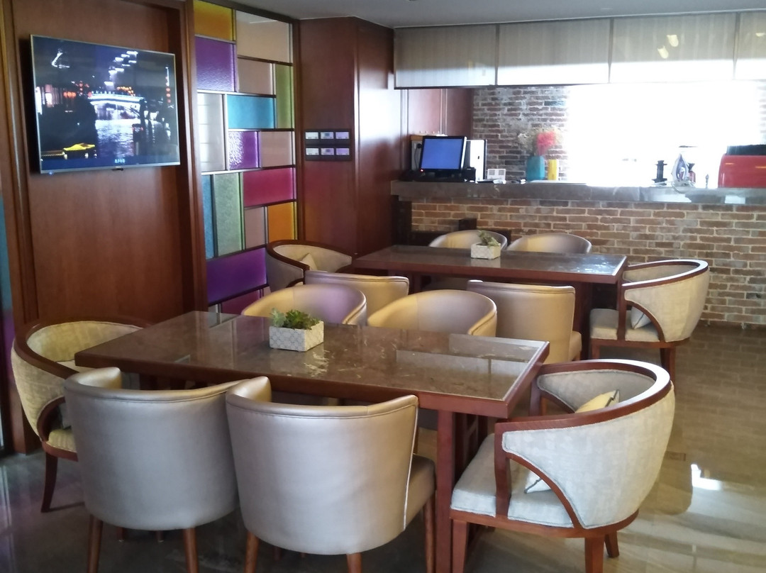 南京夜泊秦淮君亭酒店大戏院店主图