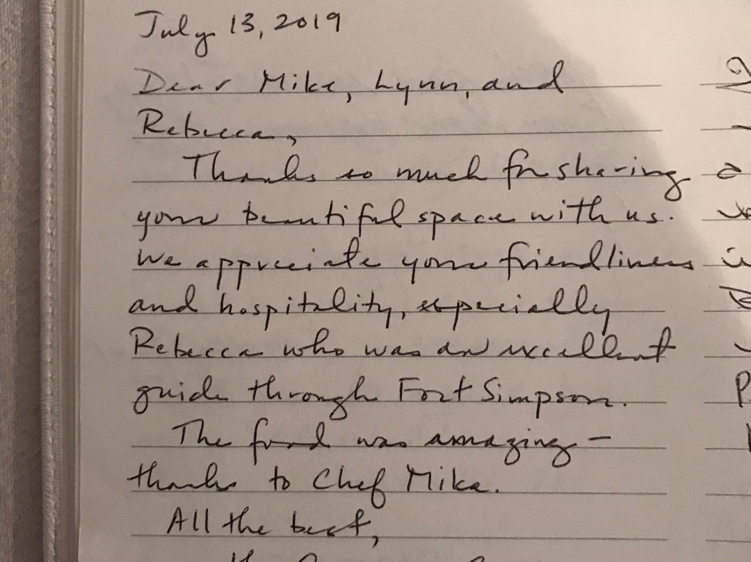 Mackenzie Rest Inn主图