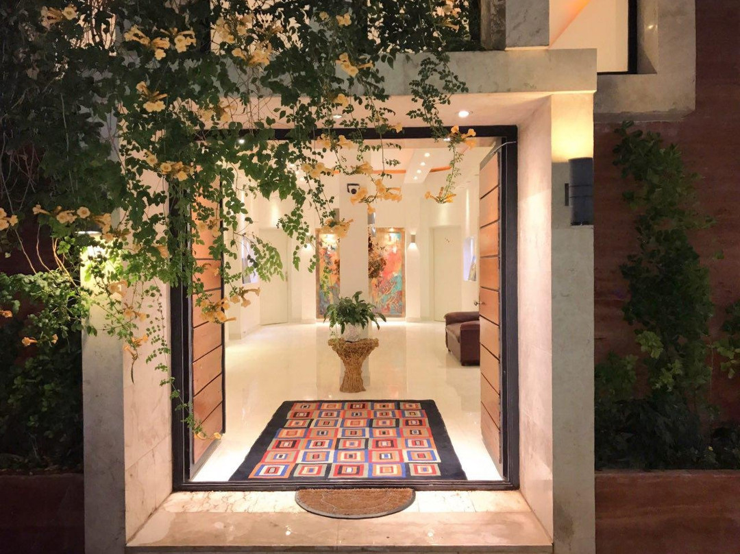 玫瑰花房酒店主图