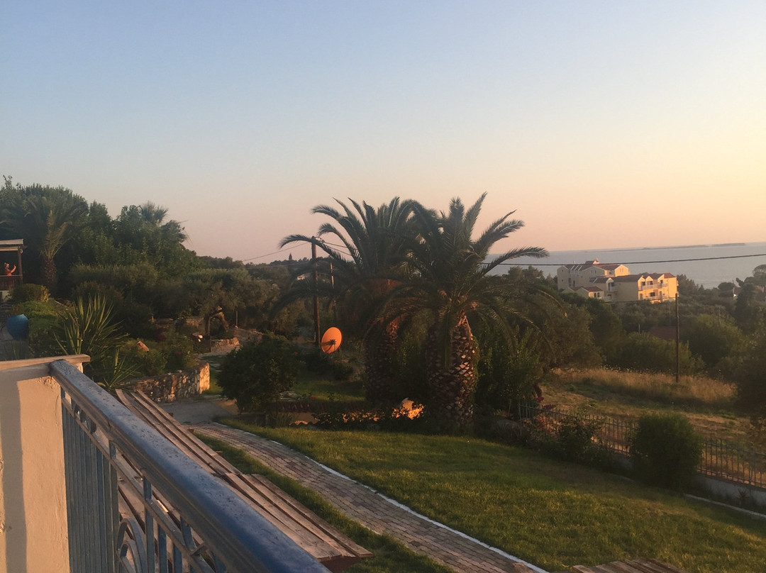 Metaxatos Apartments主图