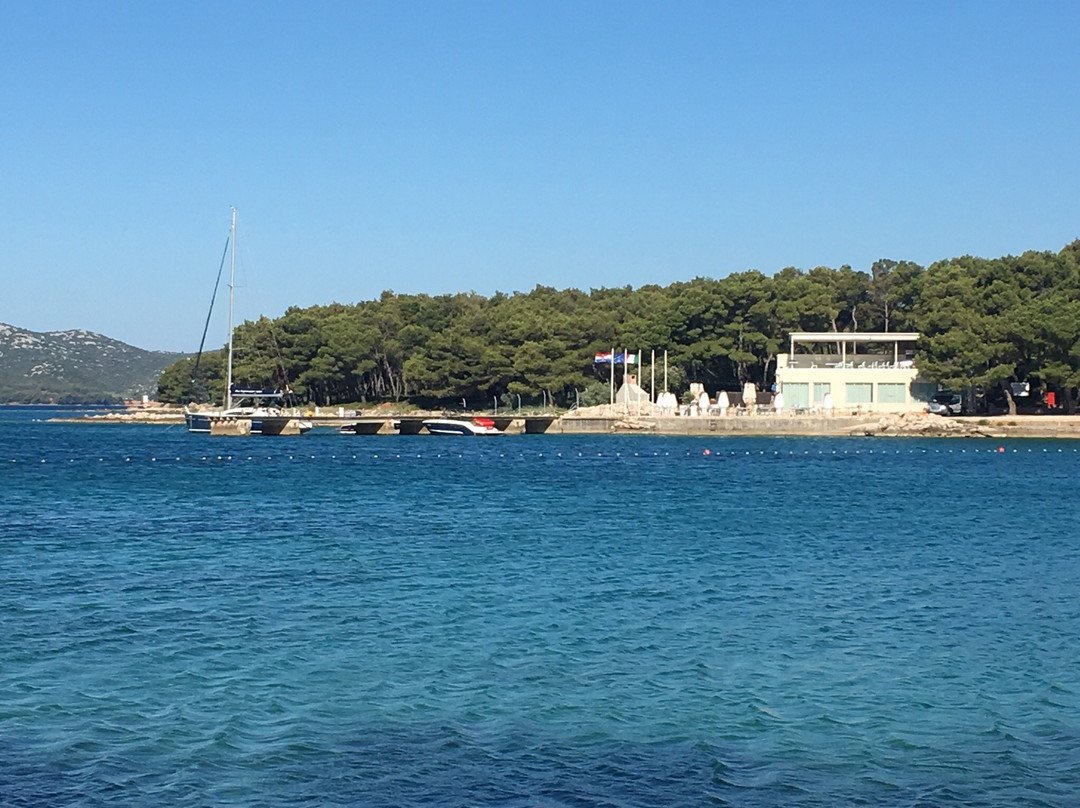 Crvena Luka Apartments & Villas主图