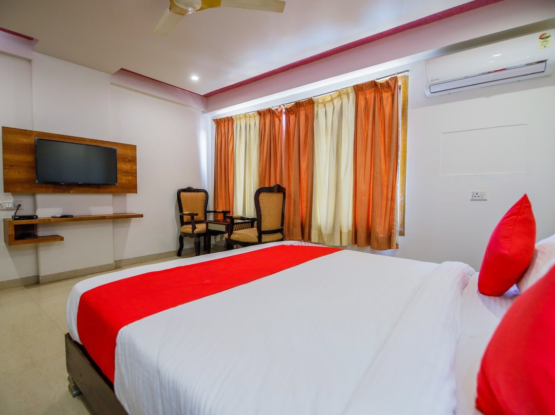 OYO 24105 Metro主图