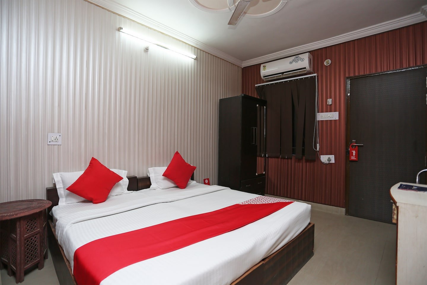 OYO 16391 Mangalam Palace-官方