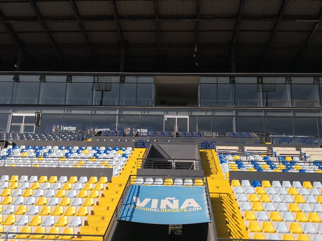 Estadio Sausalito-比尼亚德尔马必去景点