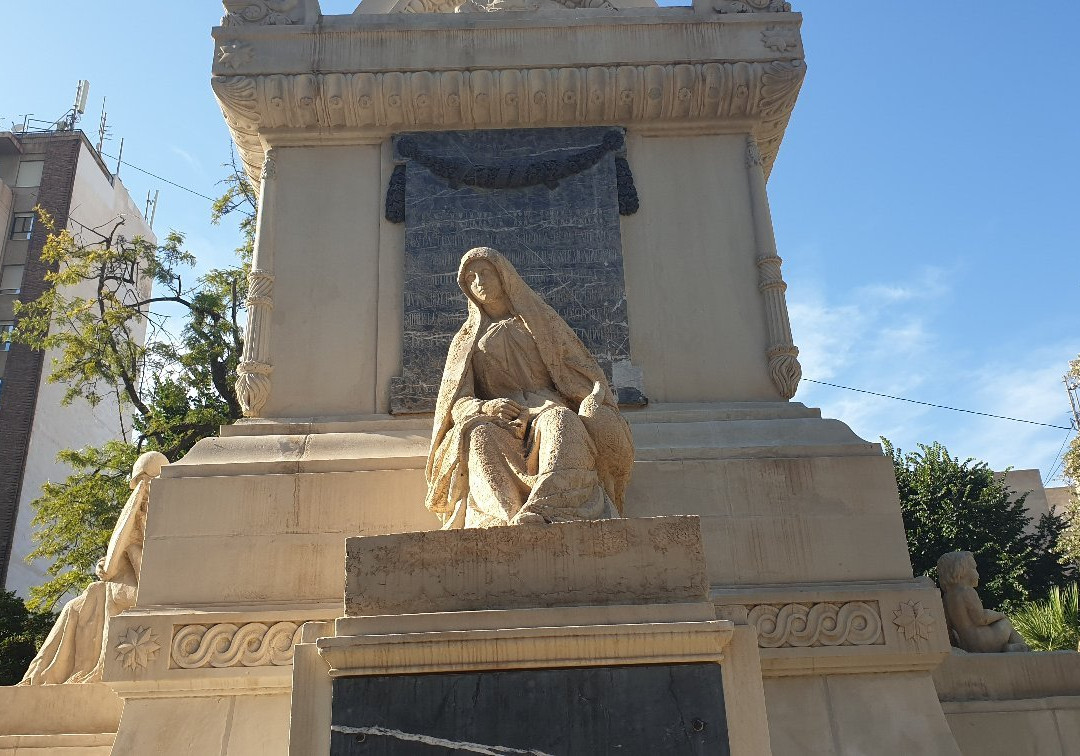 El Panteon de Quijano景点图片
