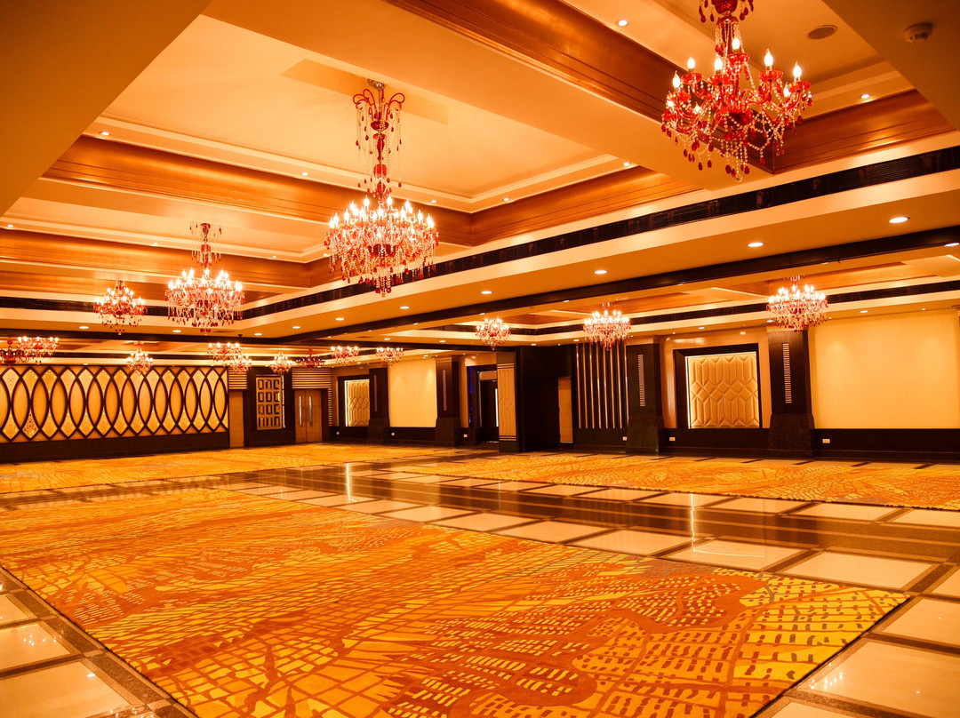 皇家克里夫酒店主图