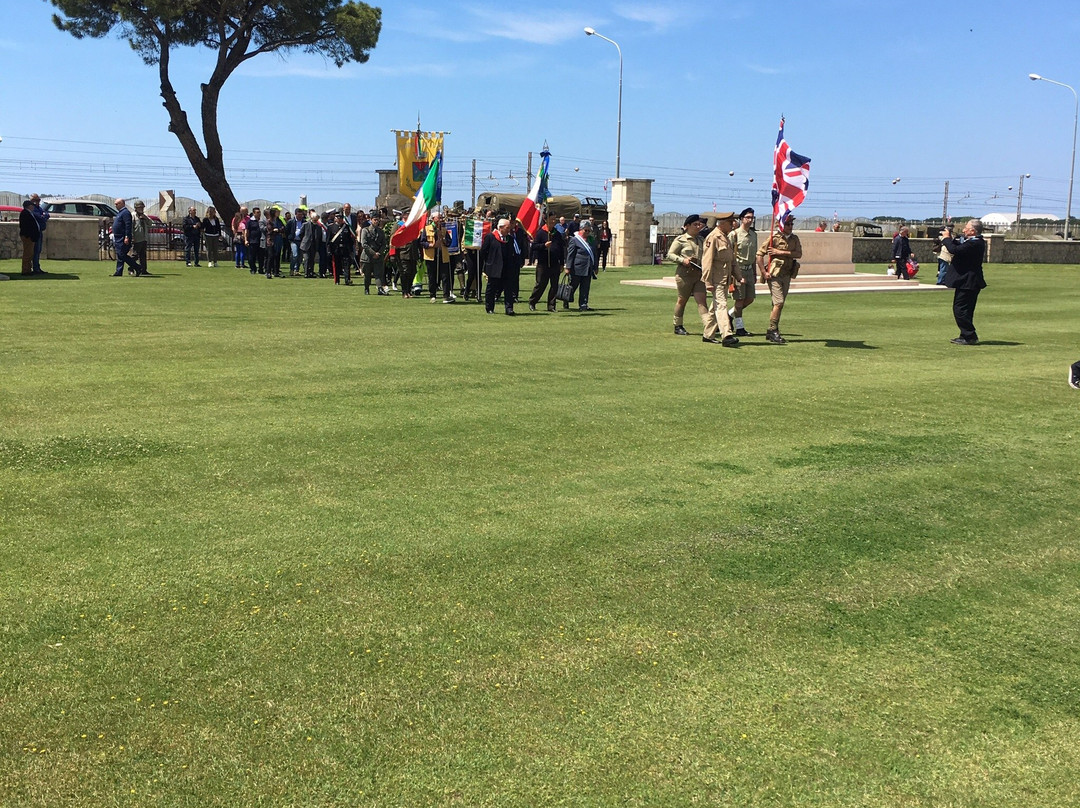 Salerno War Cemetery景点图片