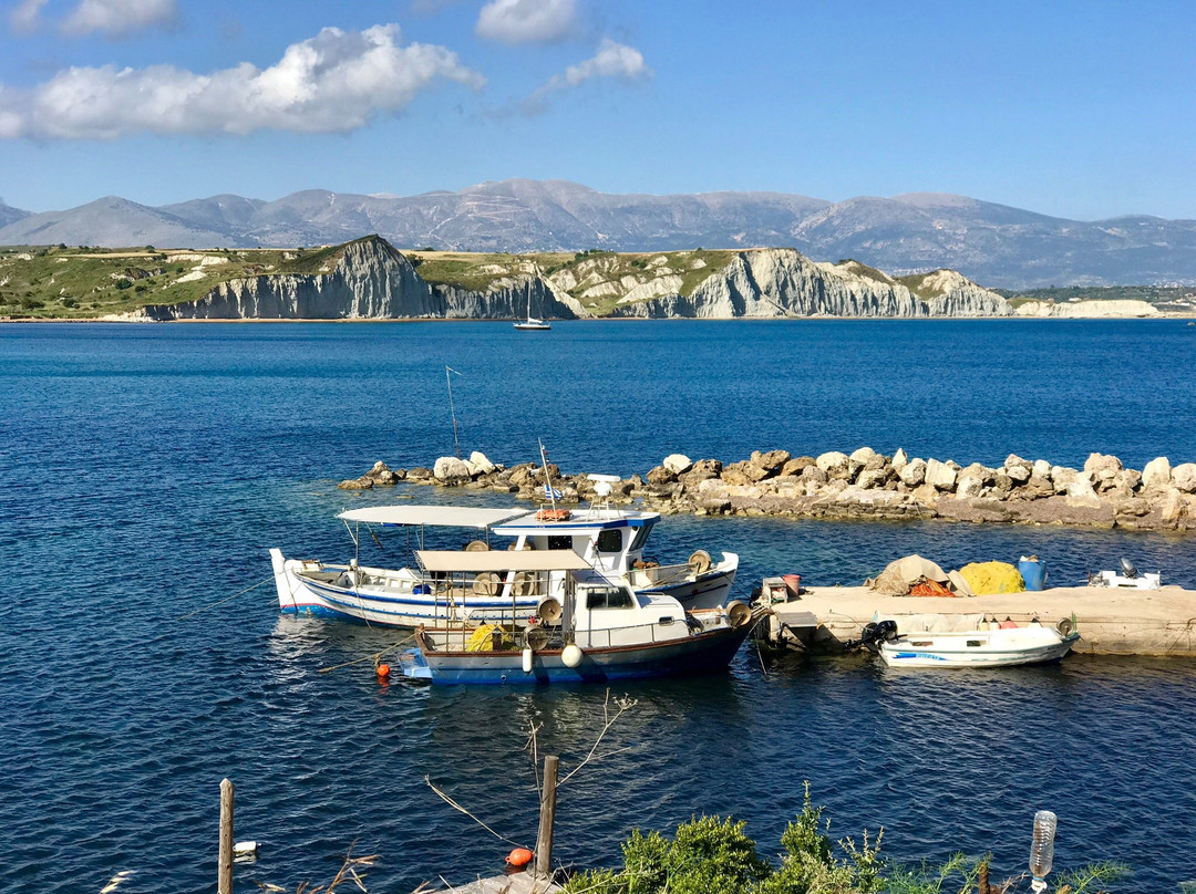 Kounopetra-Lixouri必去景点