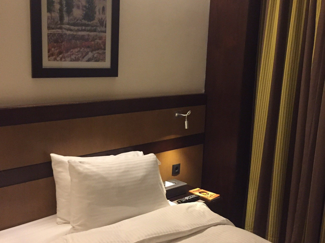 哈姆拉珊瑚套房及酒店主图