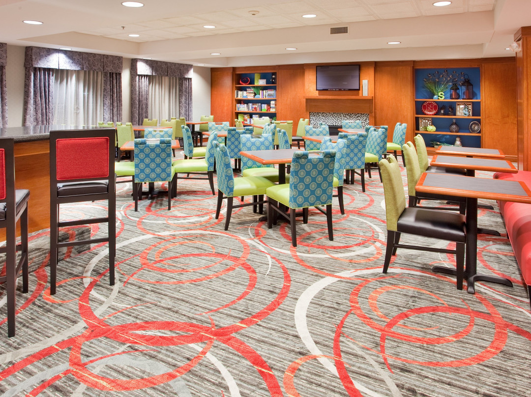 弗里蒙特智选假日酒店主图