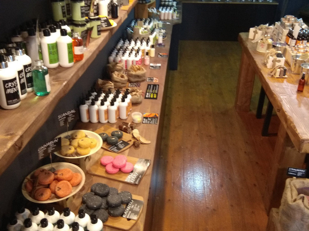 Root Cosmetics Lab-罗德城必去景点