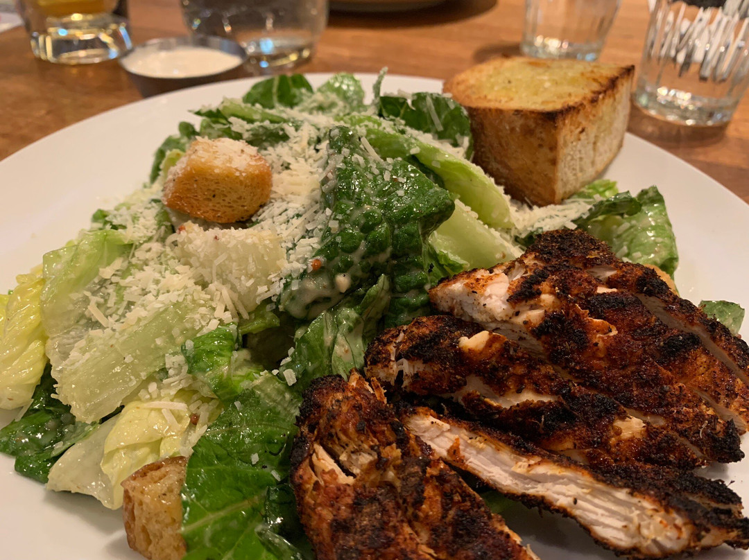 Earls Kitchen + Bar - West Edmonton Mall - Edmonton