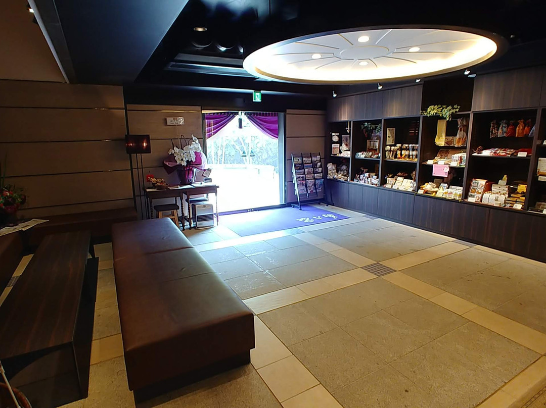 菊野屋酒店主图