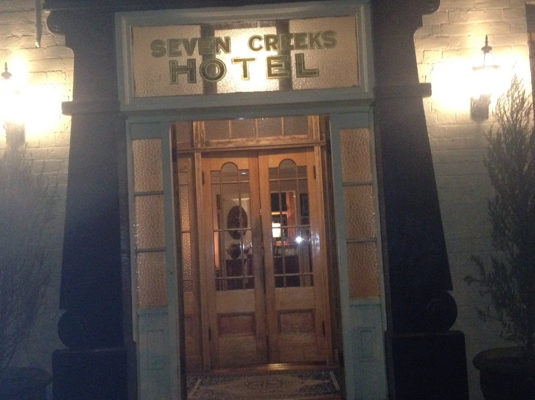 Castle Creek Motor Inn主图