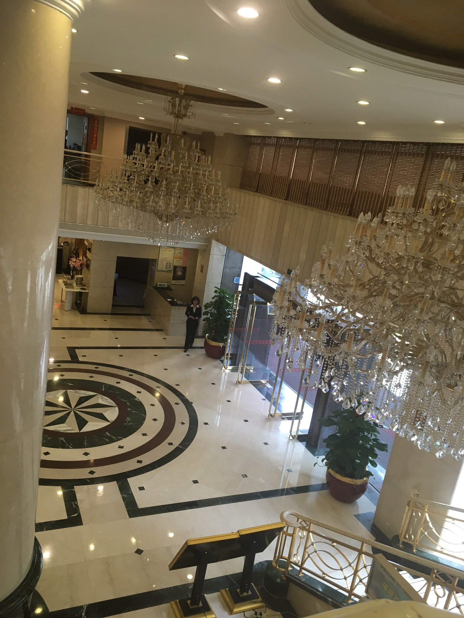 阳光假日大酒店-官方