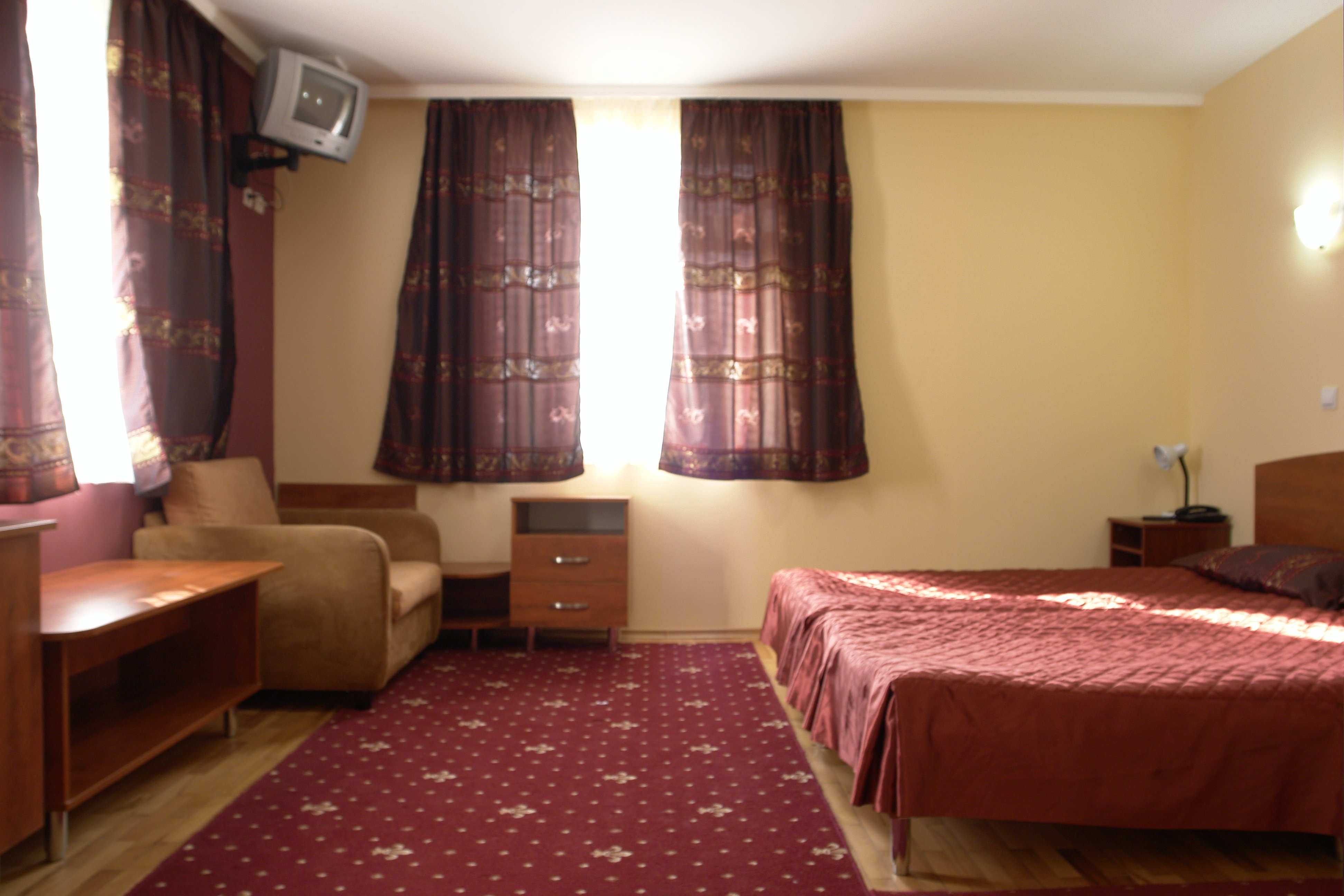 Diplomat Park Hotel-官方